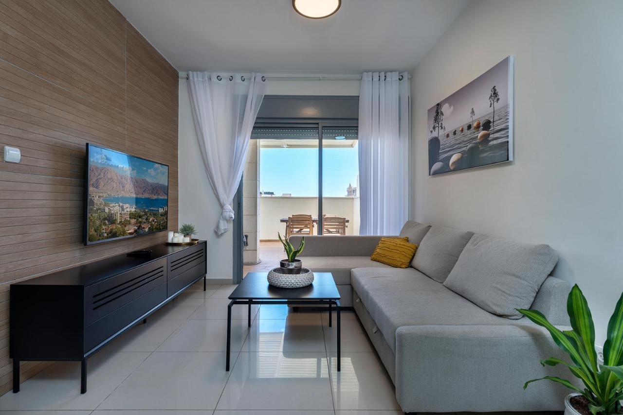 Melony Apartments Yam Suf Street Eilat Esterno foto