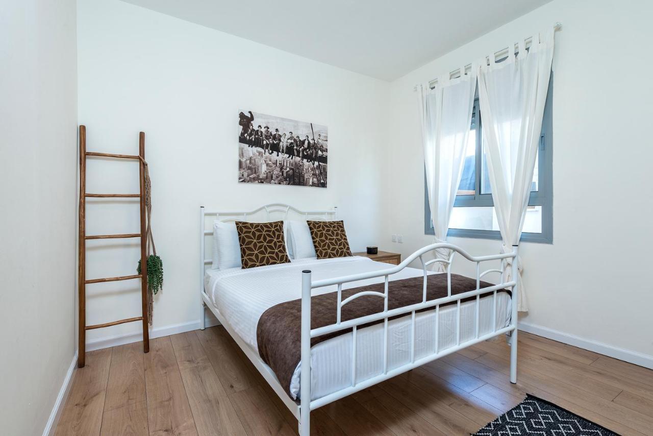 Melony Apartments Yam Suf Street Eilat Esterno foto