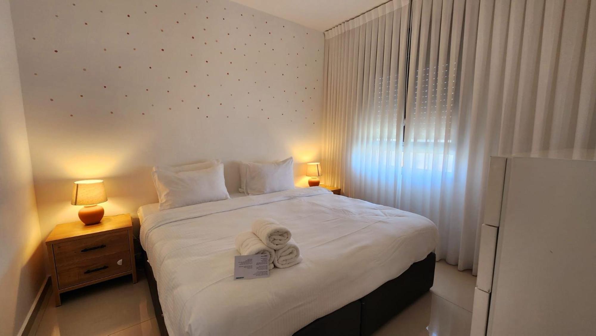 Melony Apartments Yam Suf Street Eilat Esterno foto